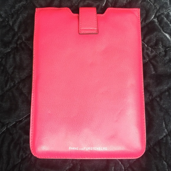 DVF Pink iPad Mini Leather Case with Pocket - Picture 2 of 4